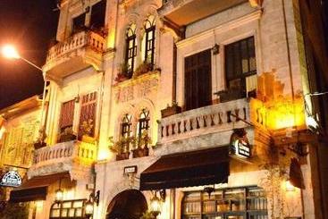 בית מלון כפרי The Liwan Boutique