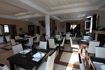 هتل Vila Roca