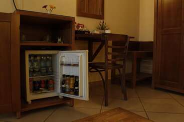 هتل Vila Toparceanu Otopeni