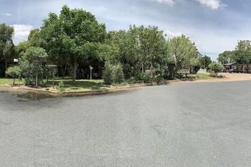 Orana Windmill Motel