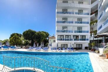 アパートメント Ponz