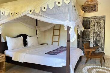 膳宿费 Adi S Bungalow