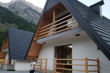 Апарт-отель Bujtinat E Lugines Valbone