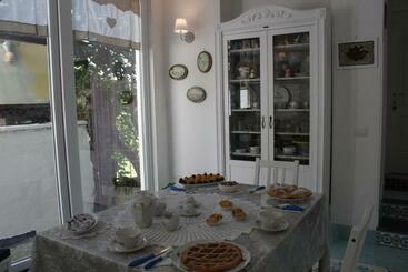 פנסיון Il Borgo Di Iaconti