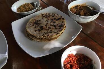 Sinharaja Tour Hostel