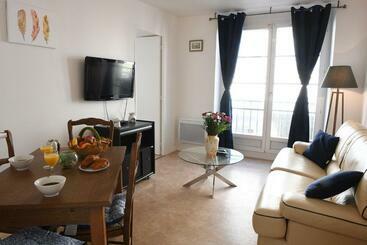 تختخواب و صبحانه La Belle Onde