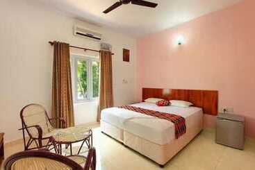 בית מלון כפרי Park International