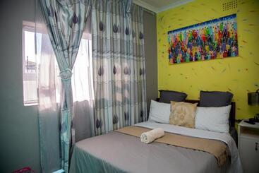 پانسیون Annex Lodge & Spa