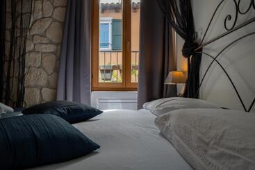 هتل آپارتمان Casa Canarino