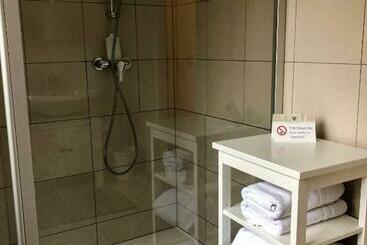 ホテル Forsthof Next Door