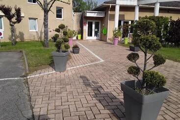 בית מלון כפרי Contact Hôtel Alys Bourg En Bresse Ekinox Parc Expo