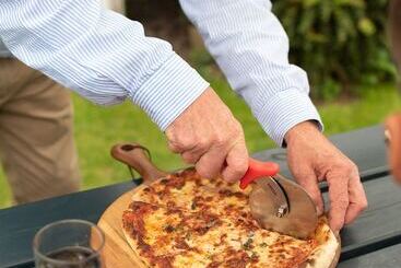 Corinium Hotel & Restaurant