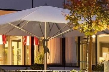 هتل Du Commerce Spa