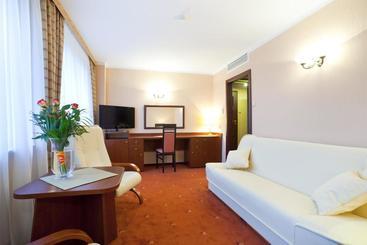 هتل Holiday Inn Express Lublin By Ihg
