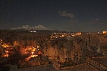 فندق Karamanli Konagi