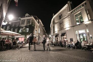 ホテル Le Virage Bistro En