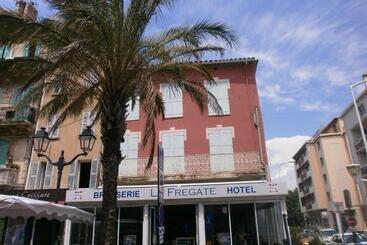 ホテル Restaurant La Frégate