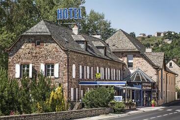 Отель Hôtel Restaurant Les 2 Rives   Logis Hôtels