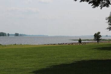 Motel Capri Et Suites