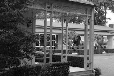 مُتل Merivale Manor