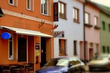 پانسیون Penzion Derivia