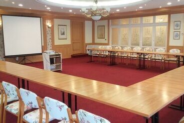 Villa Medici Hotel & Restaurant