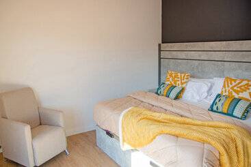 Apartamentos Santander Maliaño Suites 3000