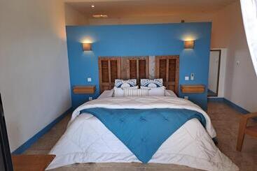 تختخواب و صبحانه Chambres D'hôtes Bianca Casa