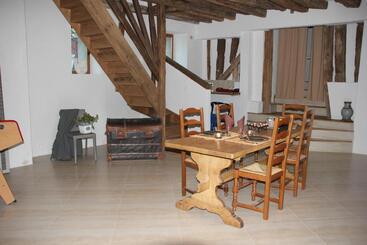 ベッドアンドブレックファースト La Bergerie Du Château De Pommeuse