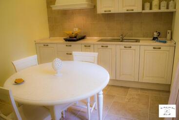 פנסיון La Perla Del Mare