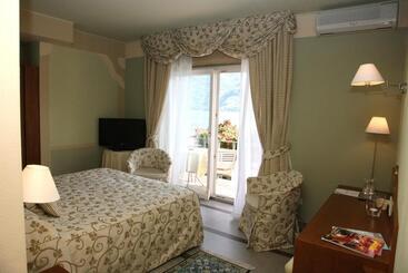 هتل Albergo Del Lago