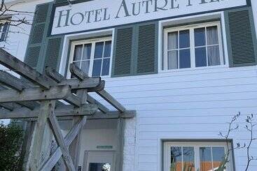 Отель Autre Mer