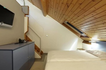 호텔 Floreal La Roche En Ardenne