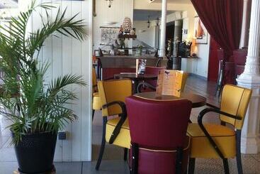 Hotel Hôtel Miléade De La Plage   Binic