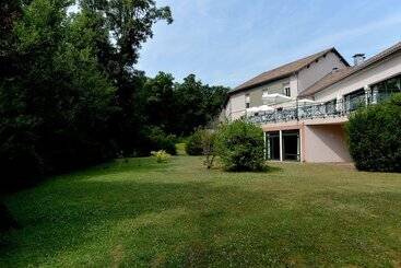 酒店 Logis Hôtel   Restaurant Le Tulipier