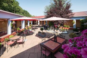 فندق Logis Hôtel Atrium Epinal Golbey Chavelot