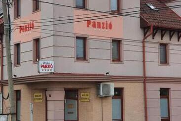 فندق Malom Panzió