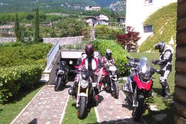 بنسيون Relais Palazzo Lodron