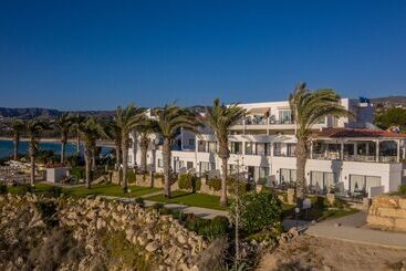 استراحتگاه Vrachia Beach Hotel & Suites   Adults Only