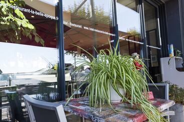 酒店 Hôtel Restaurant La Belle Epoque