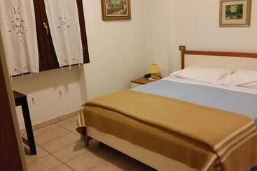 בית מלון כפרי Albergo Dolcedo