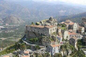 בית מלון כפרי Borgo San Nicolao