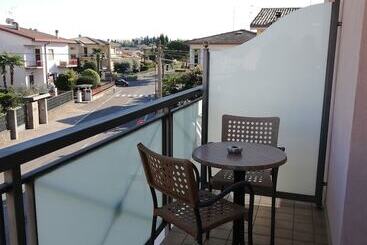 ホテル Clarin 14 By Dori