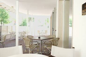 酒店 Color Metropolitan Family