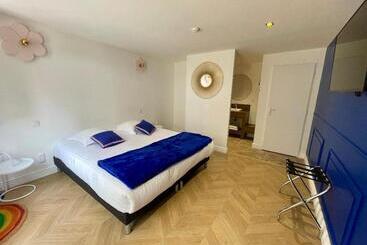 Отель Manoir D Hastings