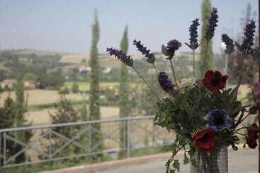 בקתות Oasi Villaggio