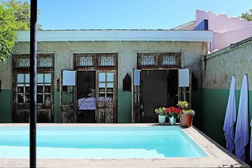 هتل Grand Africa Rooms And Rendezvous
