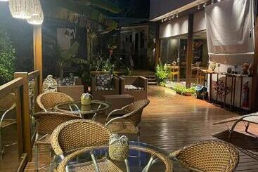 ホテル Pousada Del Mares