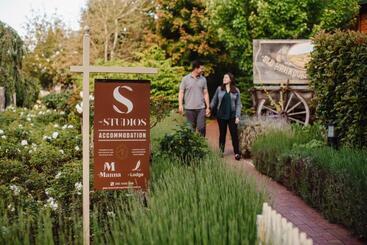 The Studios By Manna, Ascend Hotel Collection