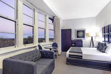 מוטל Mercure Maitland Monte Pio